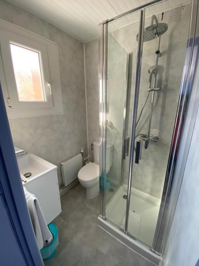 Hotel Le Bambi Baume-les-Dames Eksteriør bilde