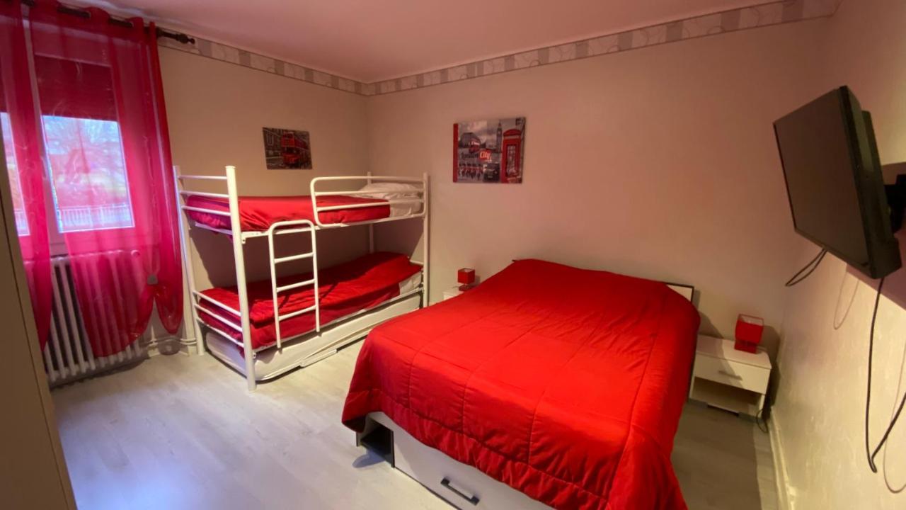 Hotel Le Bambi Baume-les-Dames Eksteriør bilde